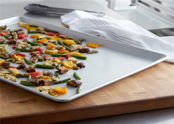 RK Bakeware Trung Quốc 16 Gauge Full Size Aluminium Baking Tray Wire in Rim Glazed 15 13/16 &quot;x 21 13/16&quot;