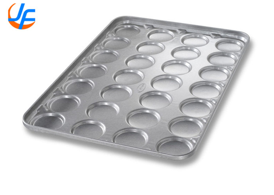 RK Bakeware China Foodservice 42495 Chicago kim loại thép nhôm 24 khuôn 1.95 oz.