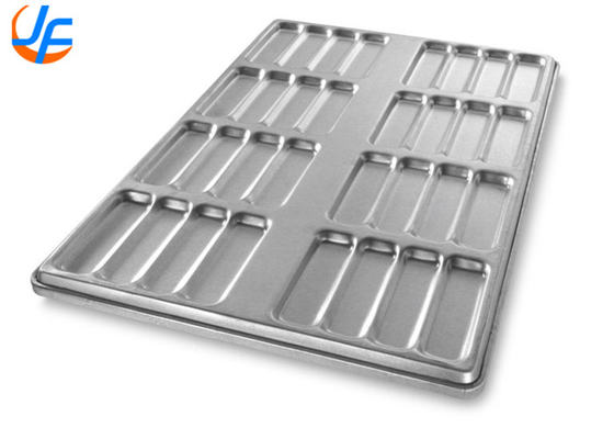 RK Bakeware Trung Quốc-52435 kính Nonstick 18 Mold Aluminized Steel Hot Dog Bun Pan Tray