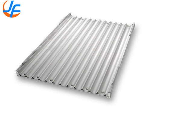 RK Bakeware China Foodservice 42465 Thương mại 32 Mold Glazed Aluminized Steel Cluster Hot Dog Bun Pan