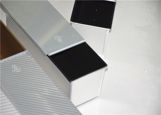 RK Bakeware Foodservice NSF Pullman Đồ nướng nhôm với nắp 750g