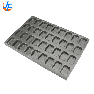 RK Bakeware Trung Quốc-Sự tùy chỉnh kích thước và hình dạng Cupcake Trays cho các tiệm bánh công nghiệp