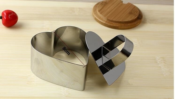 RK Bakeware Trung Quốc Dịch vụ thực phẩm NSF Stainless Steel Heart Shape Mousse Ring Mold Lamy Cheese Cake Mold